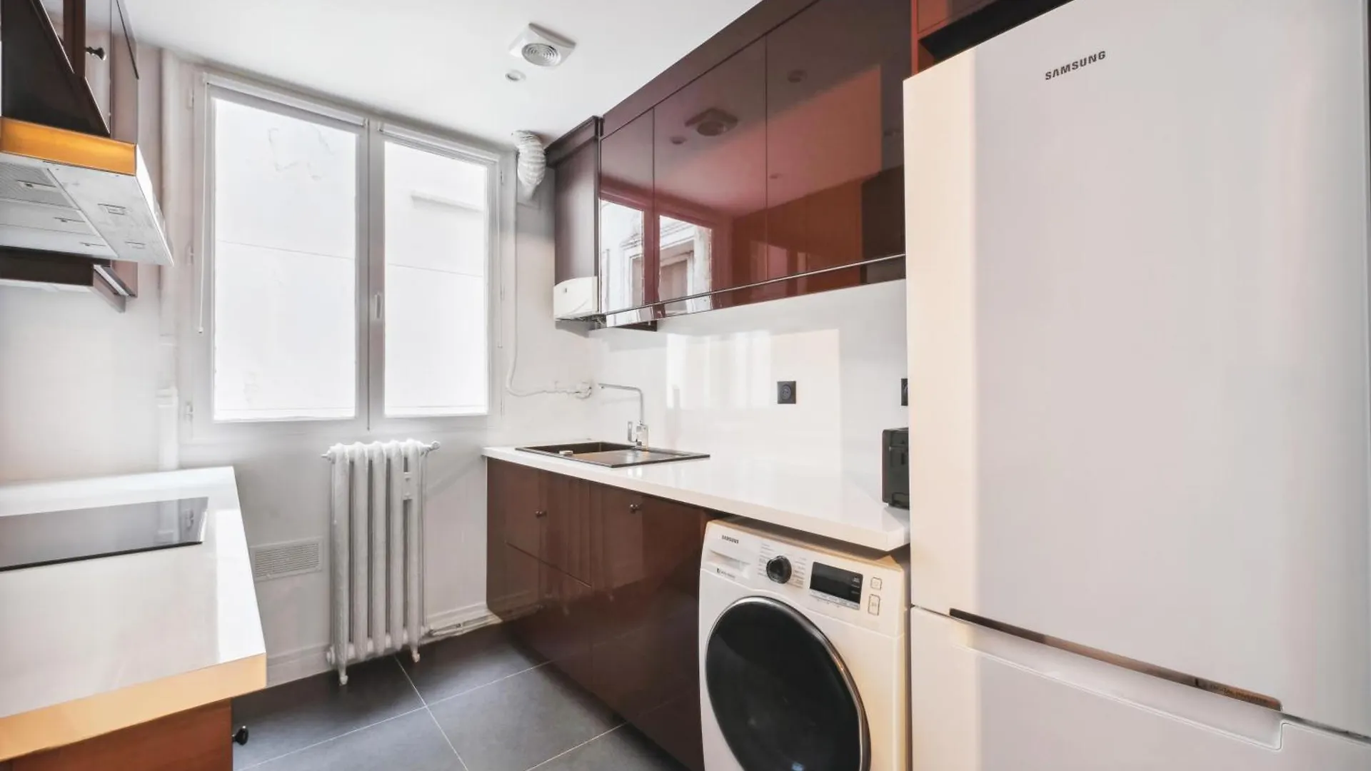 Apartment Sejours Parisiens / Suite Le Royal / 4* France